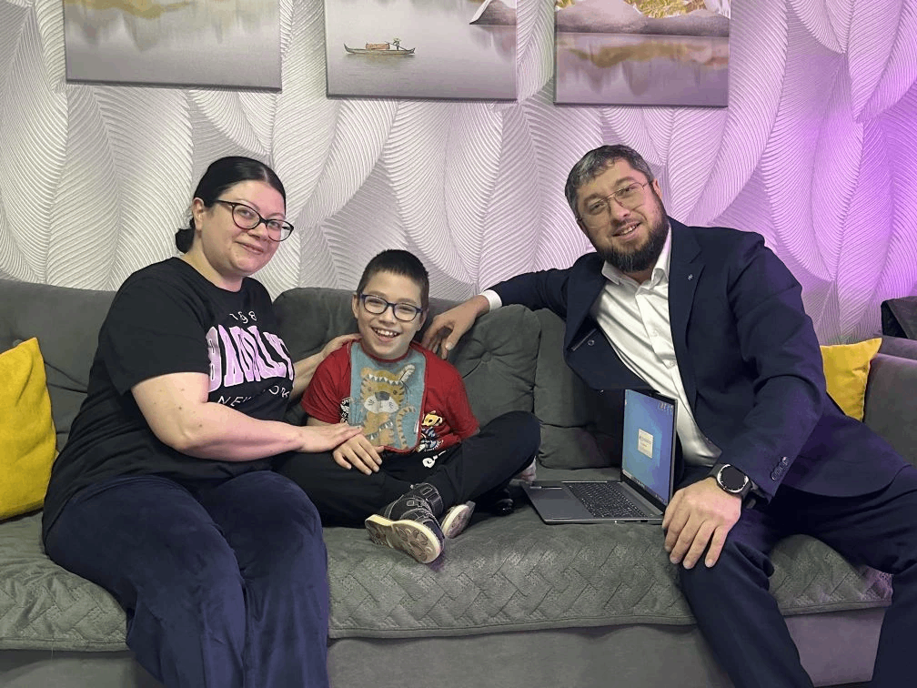 Сотрудники Миннаца Дагестана исполнили мечты детей в рамках Всероссийской акции «Елка желаний»